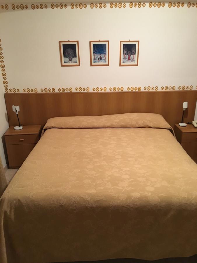 Hotel Azzurro Varazze Exteriör bild