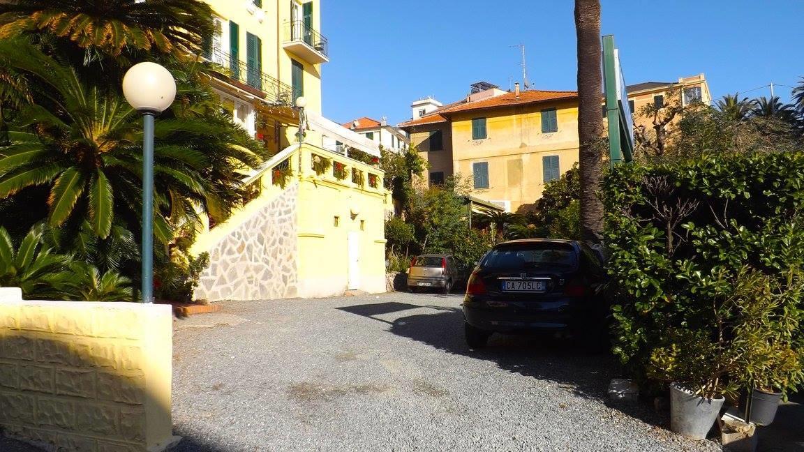 Hotel Azzurro Varazze Exteriör bild